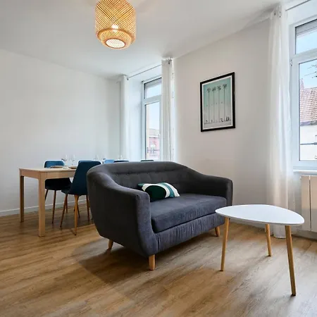 Apartmán 3-bedroom 3 Bathrooms Renovated In 2023 *