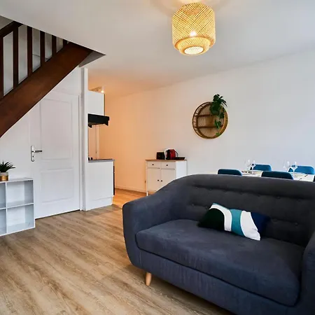 Apartmán 3-bedroom 3 Bathrooms Renovated In 2023 *