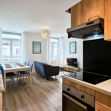 Apartmán 3-bedroom 3 Bathrooms Renovated In 2023 *