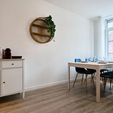 Apartmán 3-bedroom 3 Bathrooms Renovated In 2023 *