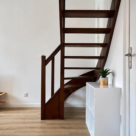 Apartmán 3-bedroom 3 Bathrooms Renovated In 2023 *