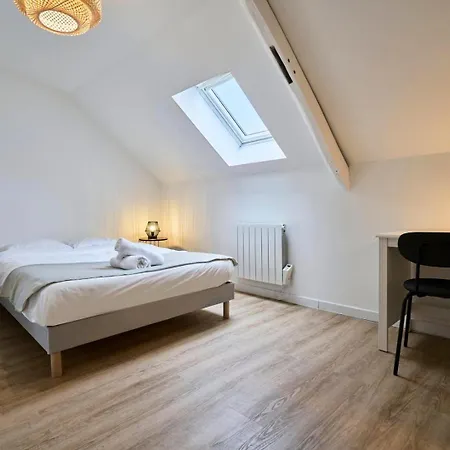 Apartmán 3-bedroom 3 Bathrooms Renovated In 2023 *