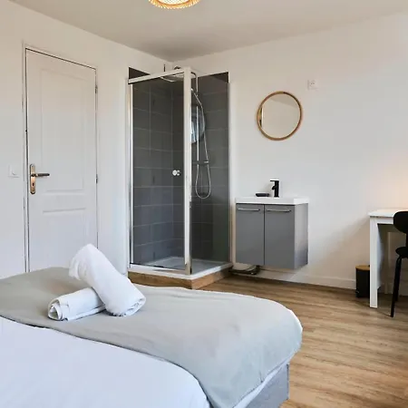 Apartmán 3-bedroom 3 Bathrooms Renovated In 2023 *