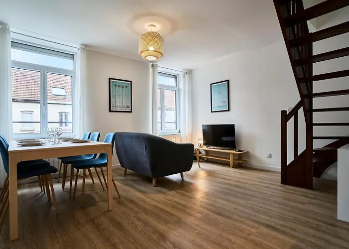 Appartement 3-bedroom 3 Bathrooms Renovated In 2023 *