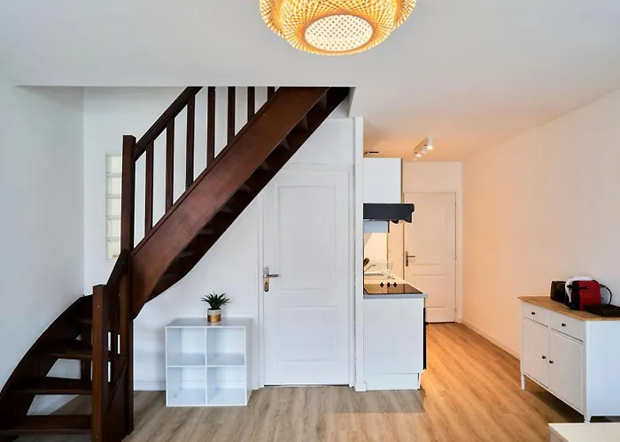 Appartement 3-bedroom 3 Bathrooms Renovated In 2023 Tourcoing