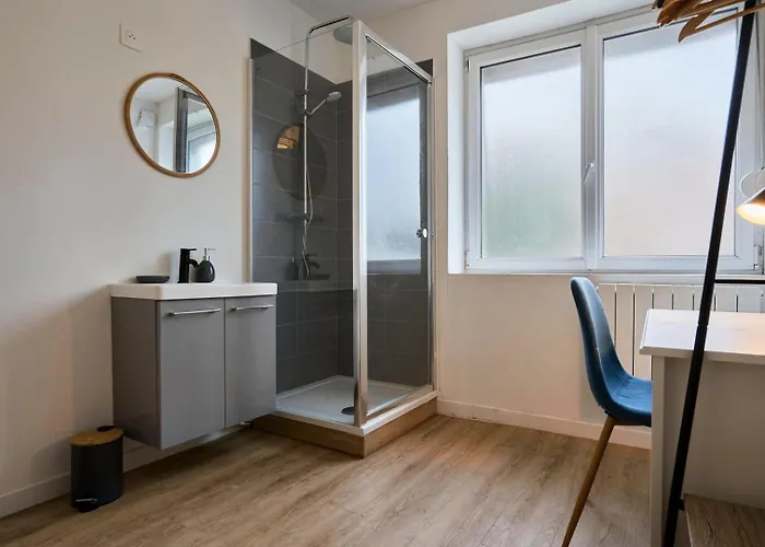 3-bedroom 3 Bathrooms Renovated In 2023 Appartement